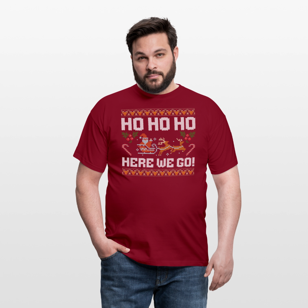 Ho Ho Ho here we go Ugly Xmas Christmas Santa Herren T-Shirt - Ziegelrot