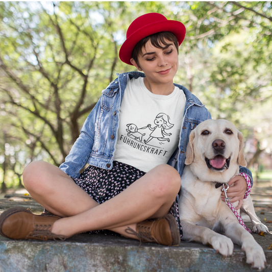 Führungskraft Mädchen Hund Gassi Damen T-Shirt